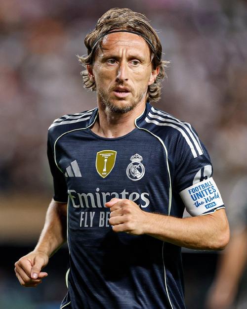 来自转会市场的报道：尤文图斯太子爷被很多俱乐部盯上了